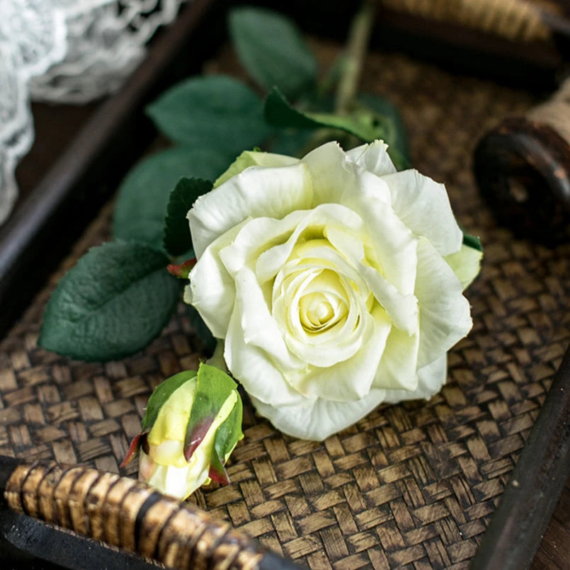 Artificial Flowers Big Silk Roses NEW Beautiful Branch Vase for Home Wedding Decoration Retro Autumn Fake Plants Christmas Decor